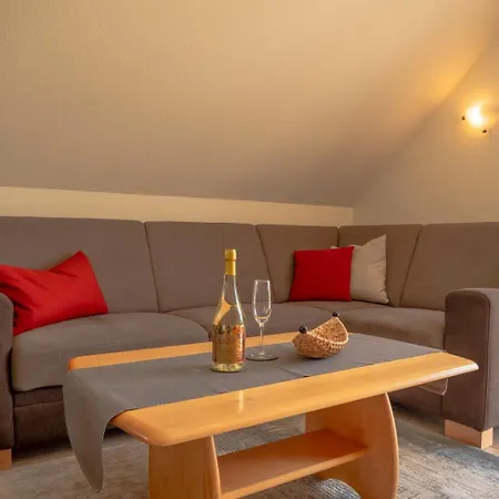 Ferienweingut Winnebeck アパート