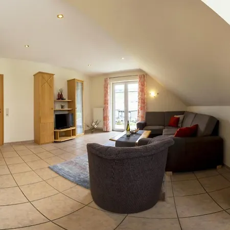 Ferienweingut Winnebeck Apartamento Köwerich