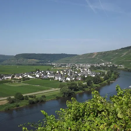 Appartement Ferienweingut Winnebeck Köwerich