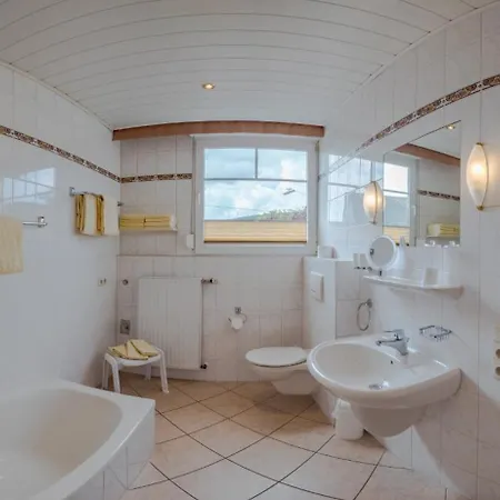 Ferienweingut Winnebeck Appartement Köwerich